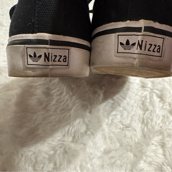 Adidas Nizza Sneakers in Black Size 6 - Picture 8 of 13